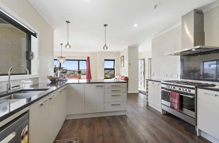 13 Madeira Close Whitby_3