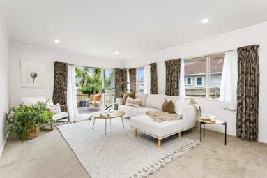 66 Te Atatu Road_1