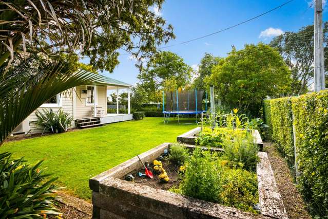 24 Graham Avenue Te Atatu Peninsula_3