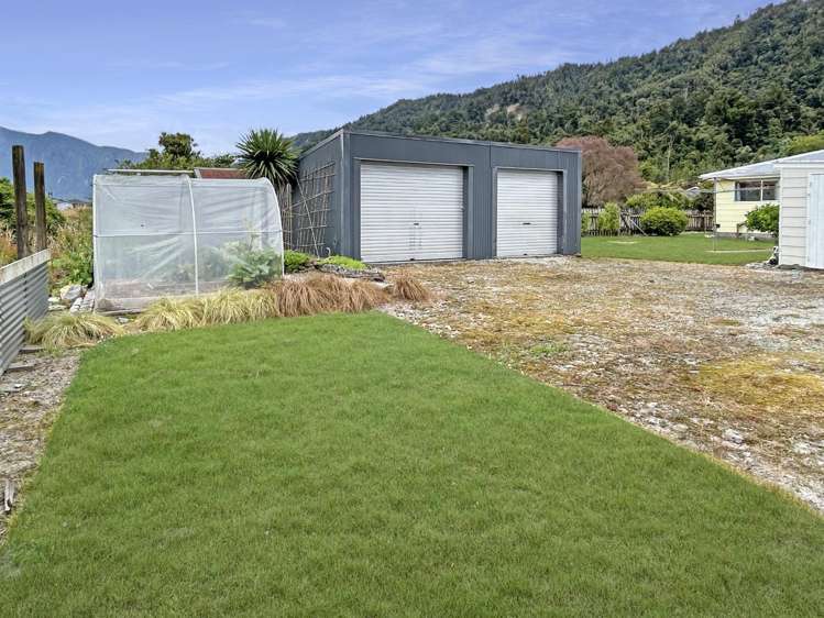 74 Main Road Hari Hari 1850_16