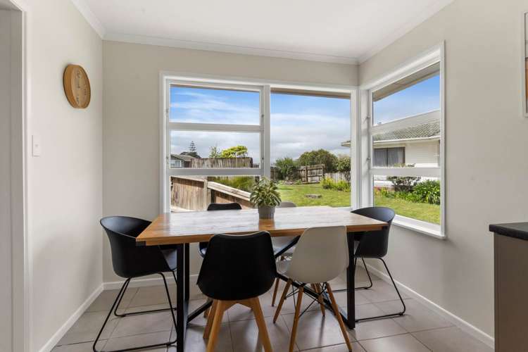 1/15 Manapouri Place Pakuranga Heights_7