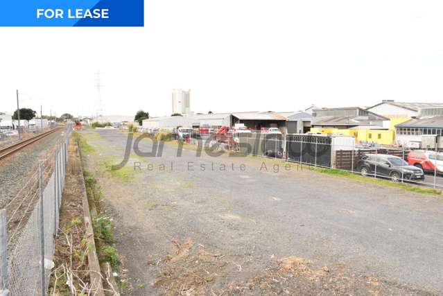 Fully Secure Yard in Onehunga