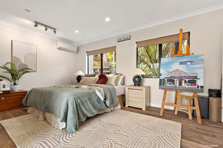 568 Redoubt Road Flat Bush_28