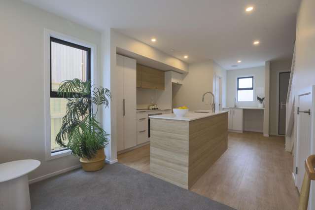 31 Wainuiomata Road Wainuiomata_3