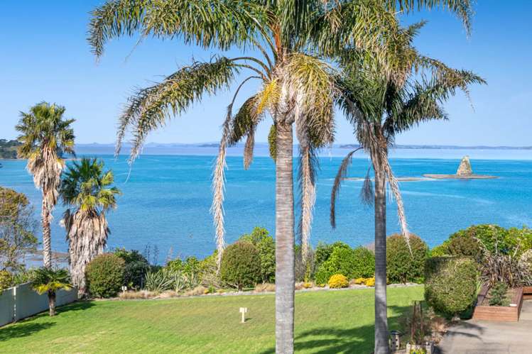 1023 Whangaparaoa Road Tindalls Beach_9