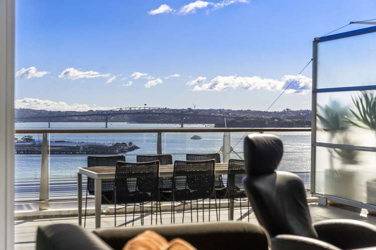 63/143 Quay Street_0