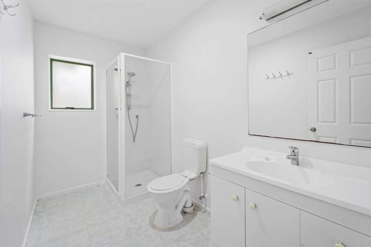 20 Caversham Drive Torbay_17