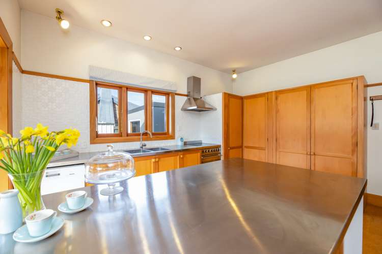 130 Memorial Avenue Burnside_6