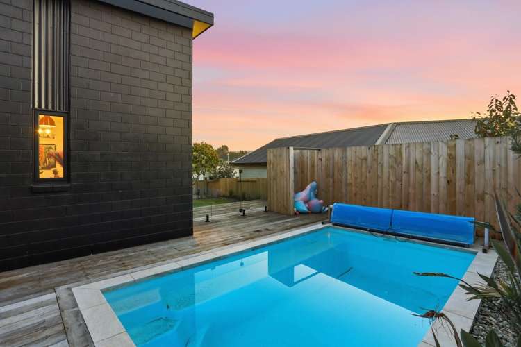 10 Ellesmere Close Pyes Pa_28