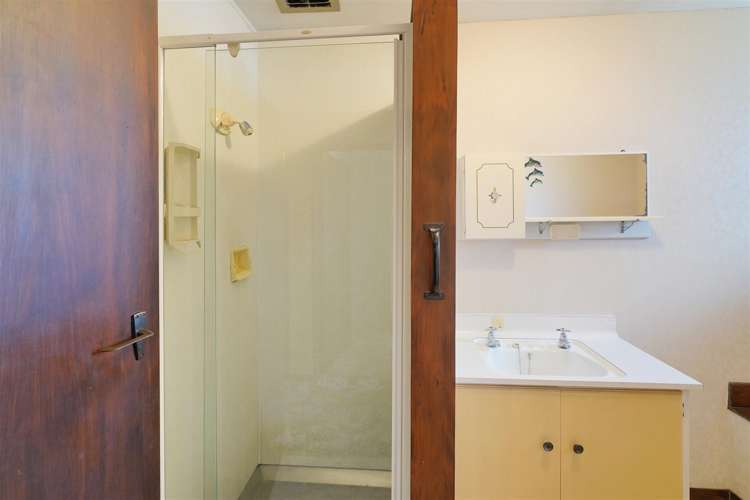 2/343 Hereford Street Linwood_11