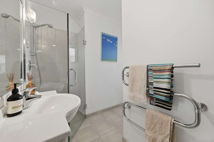 17 Edgecumbe Road Avenues_16