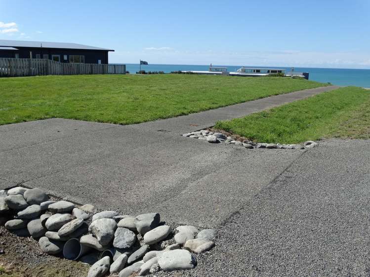 16 Rochdale Road Riversdale Beach_1