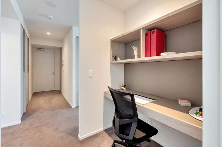 4901/10 Commerce Street City Centre_17