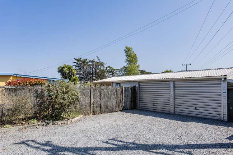 81 Dunns Avenue The Pines Beach_10