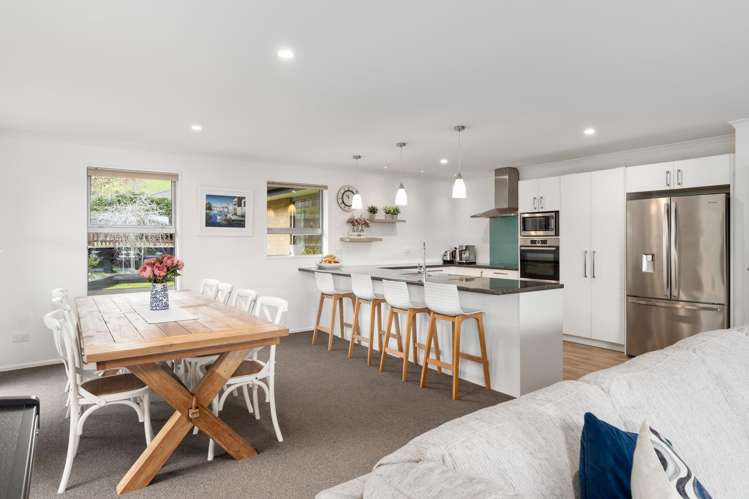 35 Irwin Logan Drive Mosgiel_4