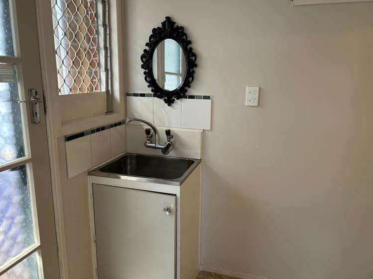 1/10 Lotus Lane Mangere East_14