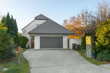 112 Hunter Crescent_3