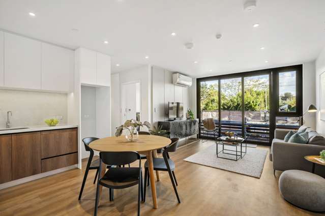 1/223 Lake Road Northcote_3