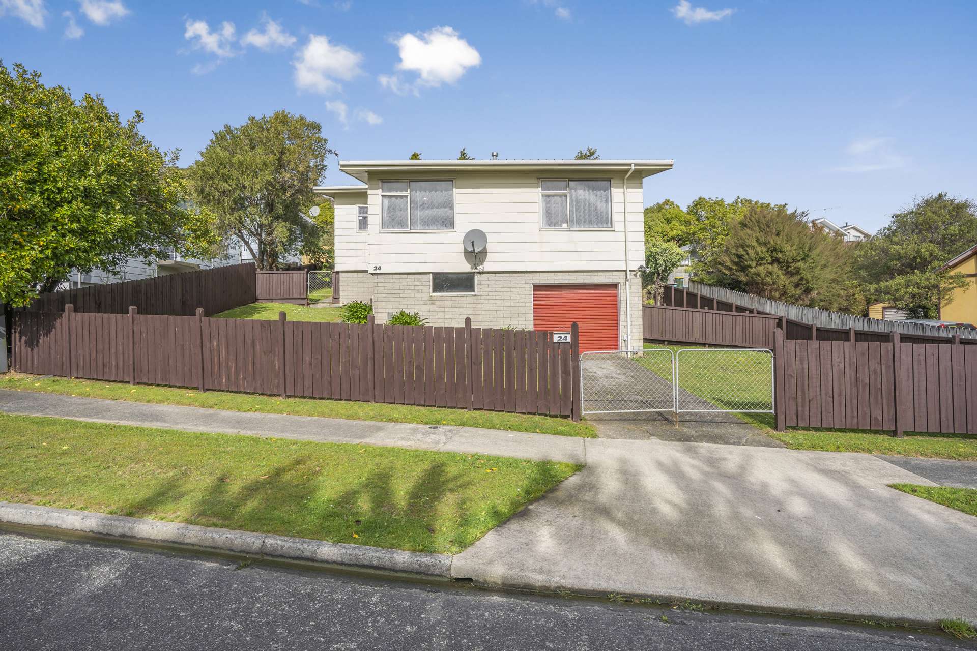 24 Antrim Crescent Wainuiomata_0