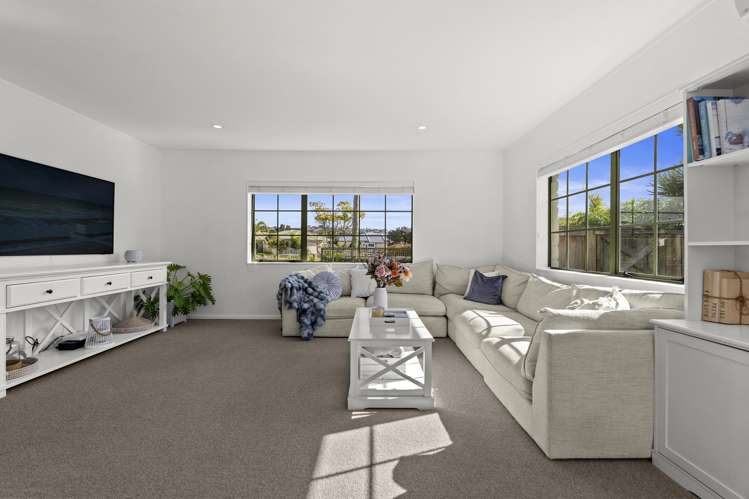 22 Lakeside Drive Orewa_8