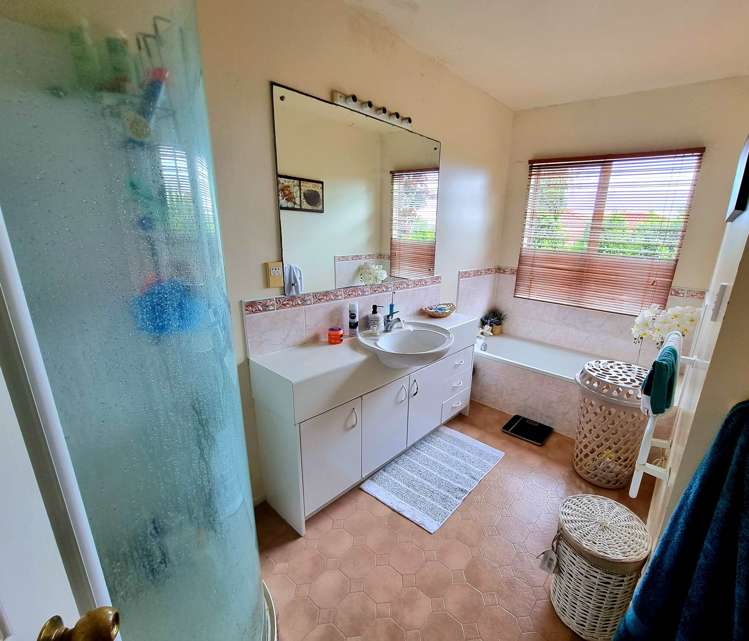 29B Ribbonwood Crescent Goodwood Heights_8