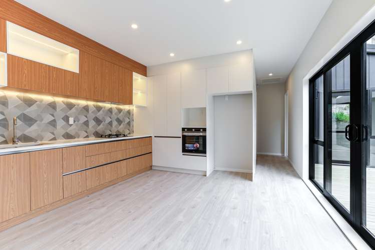 11 Horokaka Street Massey_13