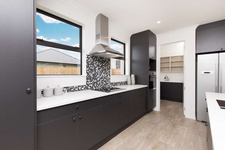 8 Lisle Farm Drive Pukekohe_10