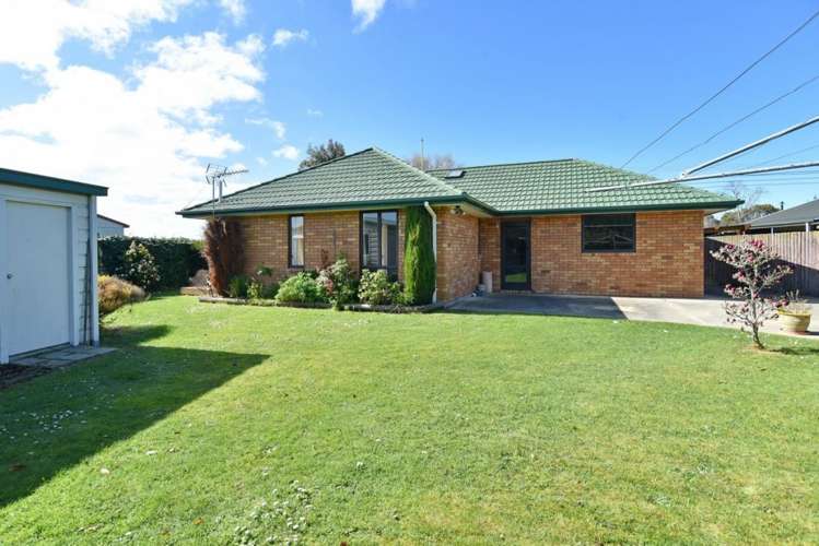 110 Kings Road Leithfield_17