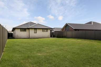 39 Hammick Crescent_2