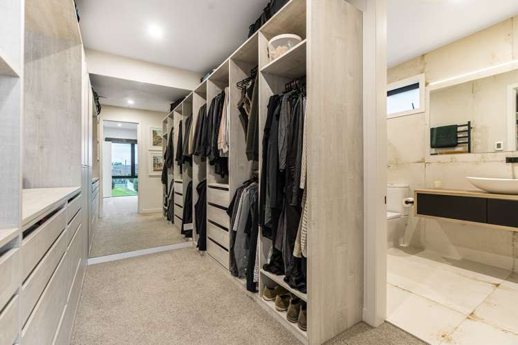 3a William Bayes Place Red Beach_14