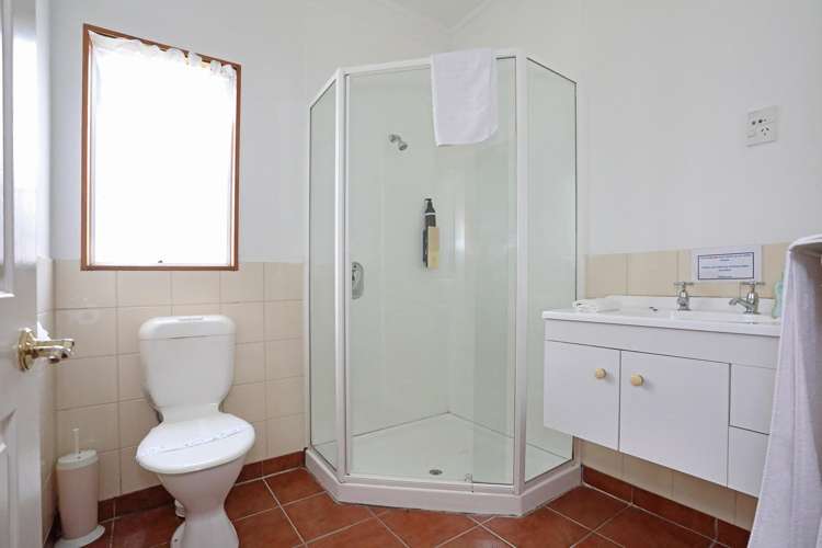 305/307 Fitzherbert Avenue West End_15