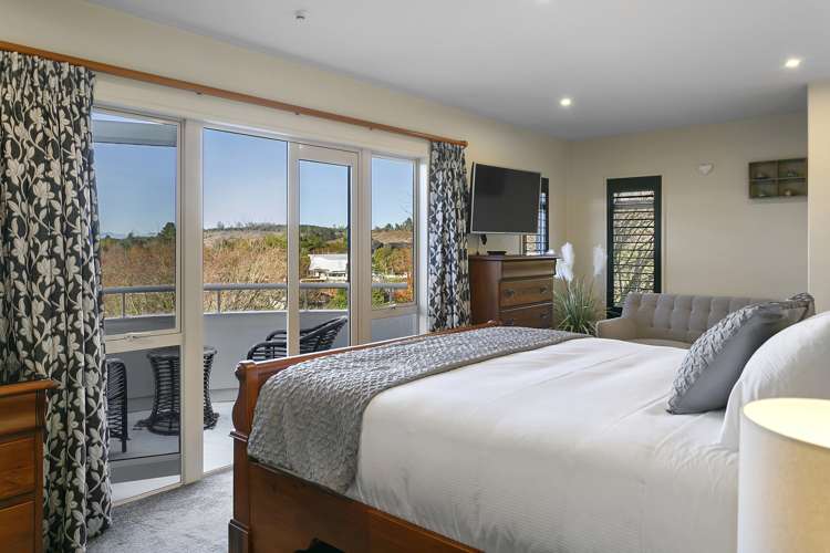 27 Te Urunga Place Acacia Bay_19