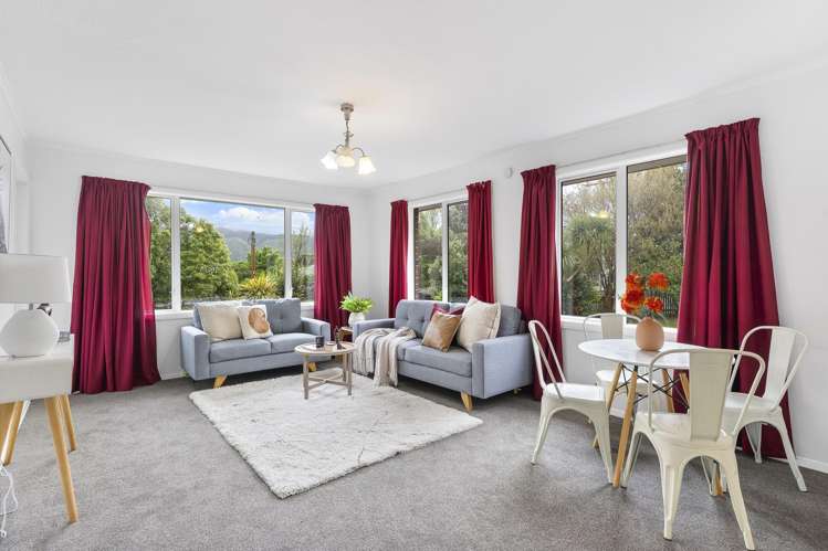 1/1 Gard Street Silverstream_6