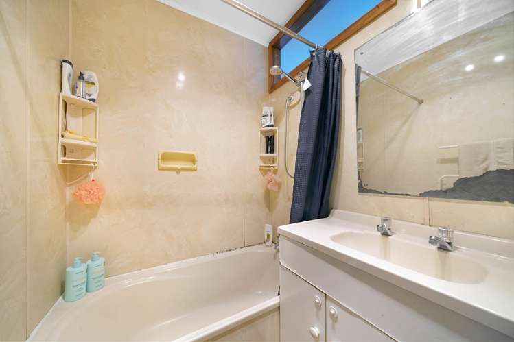 2/191 Don Buck Road Massey_16