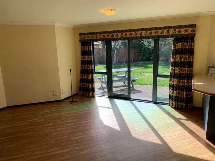 20 Lavenham Place Rototuna_4