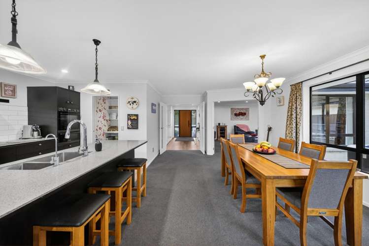 21 Bernice Crescent Yaldhurst_10