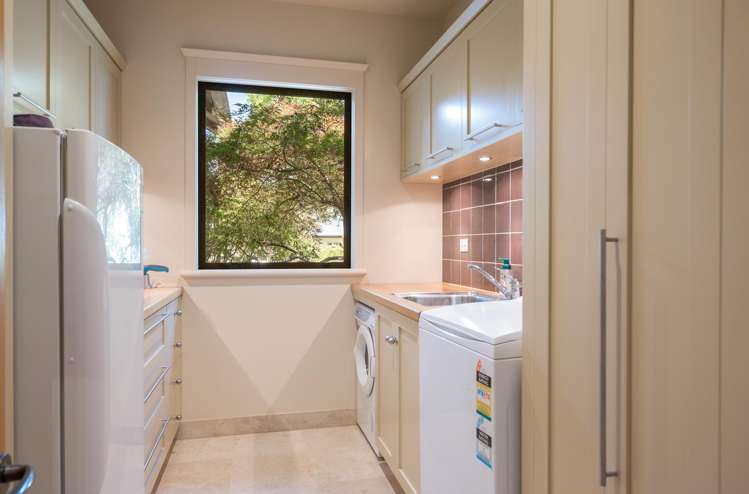 11 Heron Grove Richmond_24