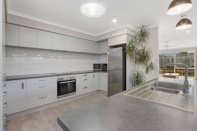8B Carrick Robertson Place Waihi_10