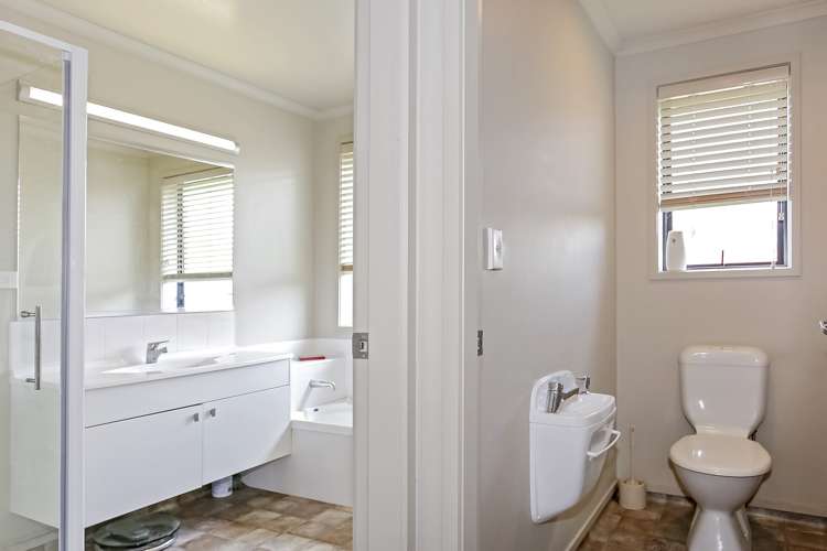 55 Condor Drive Pyes Pa_11