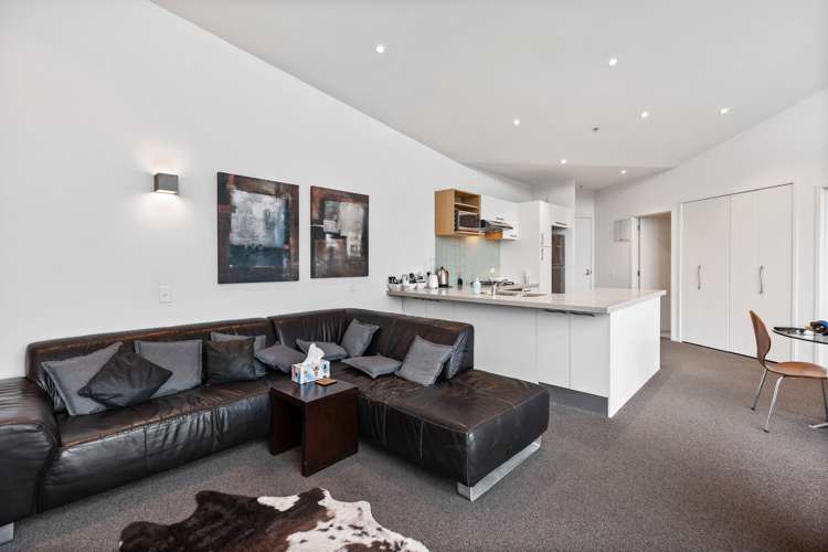 1209/11 Tamariki Avenue Orewa_8