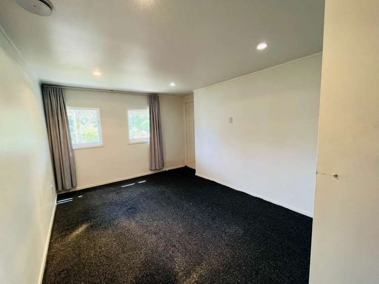 70 Woodward Road Mount Albert_5