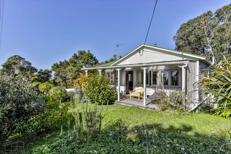 11 Miha Road Titirangi_15