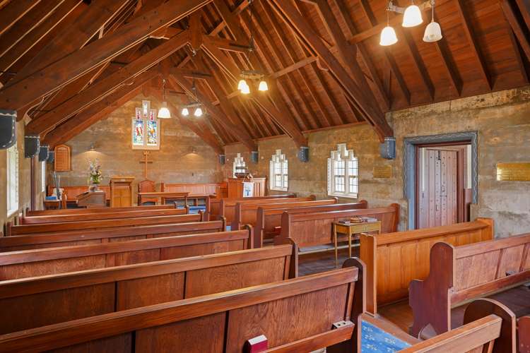 1664 Cust Road Cust_6