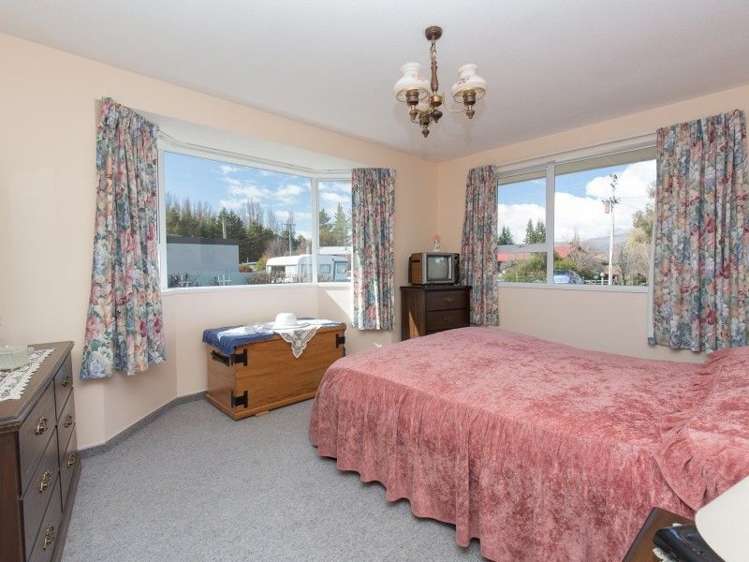 14 Wairau Road Albert Town_8