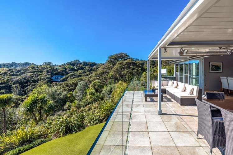 19 Victoria Road South Onetangi_16