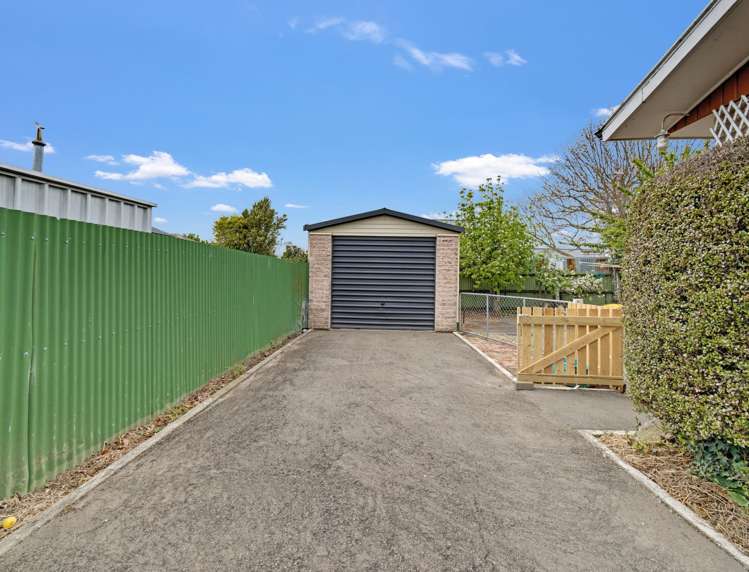 796 East Street Netherby_28