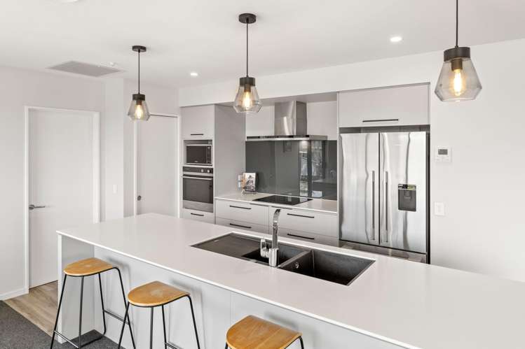 50 Katania Heights Brightwater_11