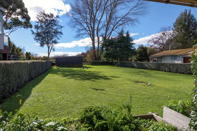 16 Raukawa Place Lake Taupo (East)_1