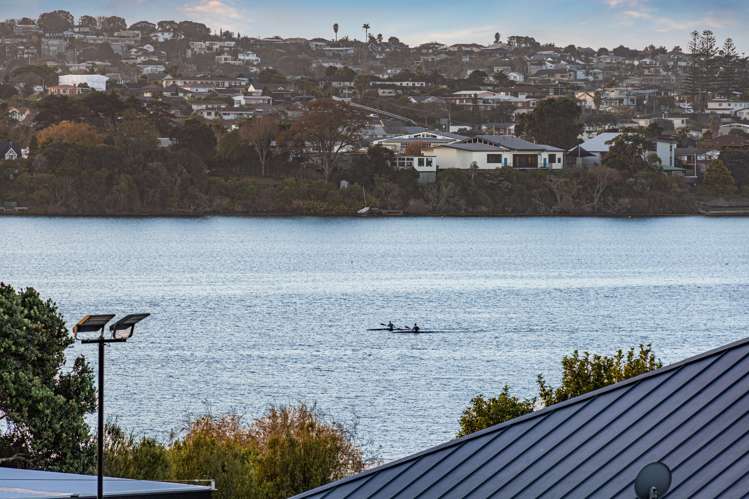 1/14 Lake View Road Takapuna_21