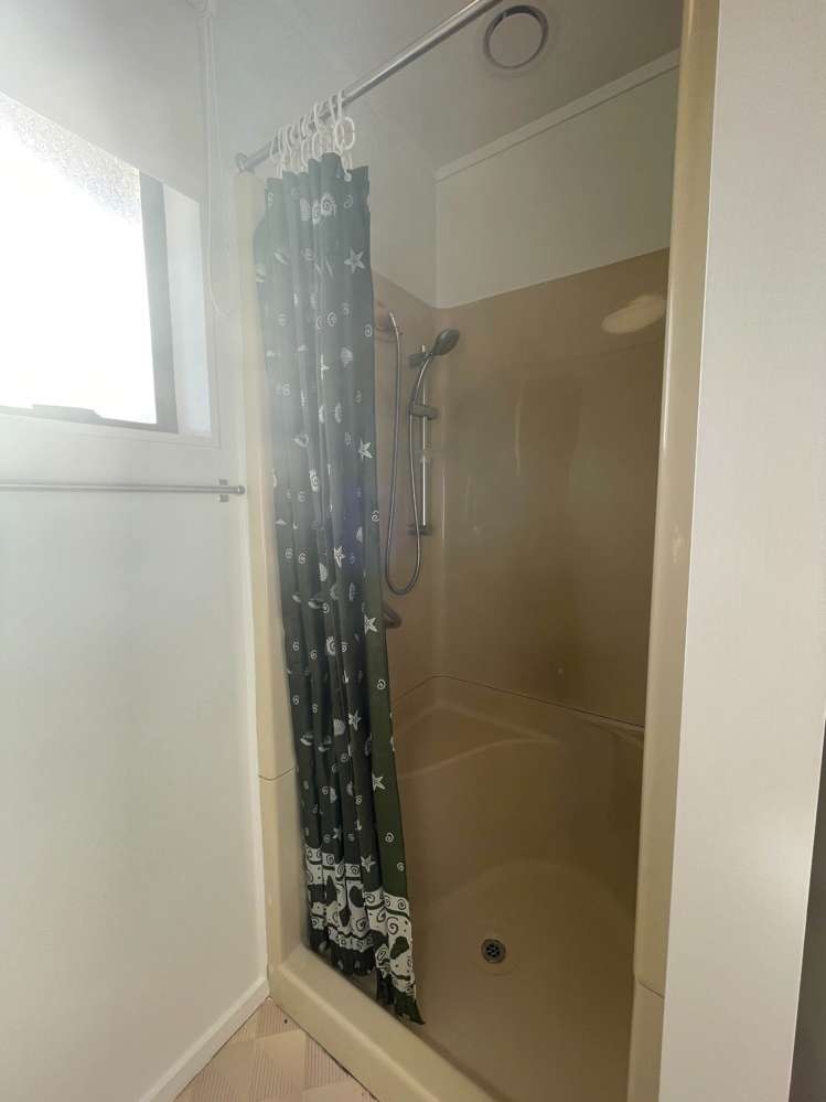 8/2 John Bracken Way Beach Haven_10